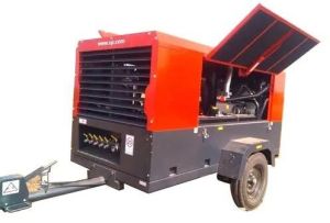 Chicago Pneumatic Reciprocating Air Compressor