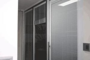 glass blinds