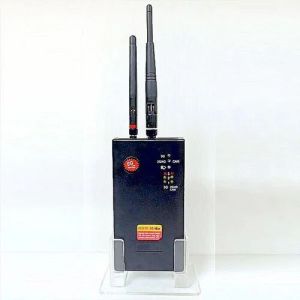 Mobile phone detector
