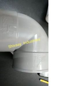 Pvc pipe elbow