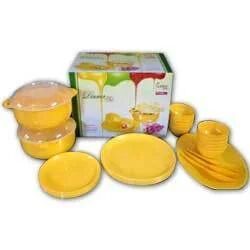 Plastic Dinner Set