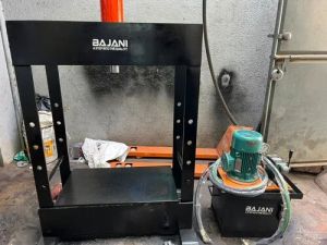 hydraulic hot press machine