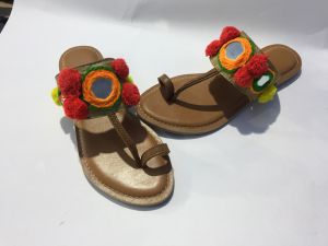 1702 women slipper