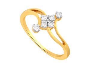 Petite Kite Diamond Ring