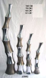 Aluminium vase Bamboo style
