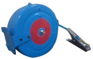 Grounding cable reel