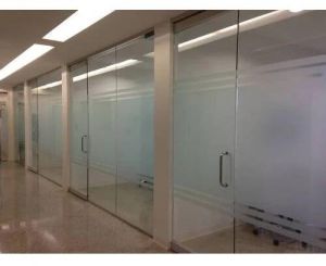 OFFICE CABIN GLASS PARTITION