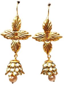 Kundan hanging earrings