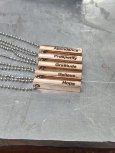 laser marking pendant chain