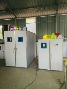 egg incubator 5,000 Egg Capacity