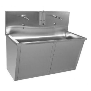 Silver Stainless Steel Surgical Scrub Sink