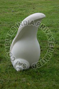 WHITE MARBLE SHELL SCULPTURE