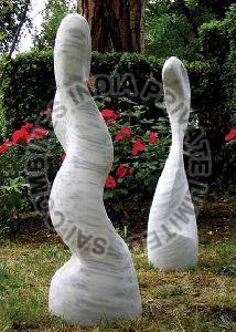 WHITE MARBLE STONE POLISHED GARDEN SCULPTURE