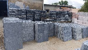 Granite lira