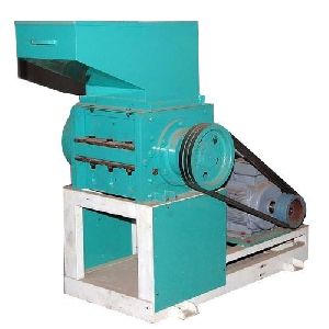 Plastic Cutting Grinding Machine