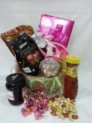 baby shower hamper