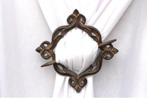 Wooden Curtain Clip