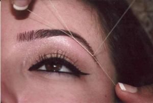 eyebrow threading service