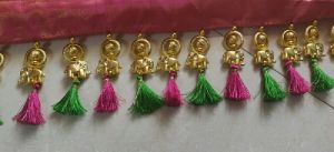 saree kuchu tassels