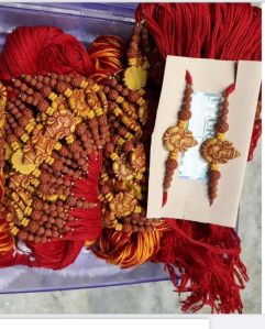 Woolen Rakhi beats