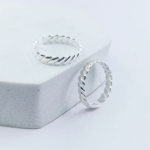 rope design plain toe ring