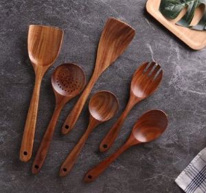 Wooden fancy spoon set