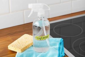 De-Greasing Cleaner