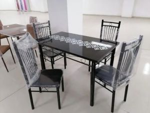 Dining table 4 seater