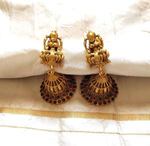 Lakshmi Jhumka TI01