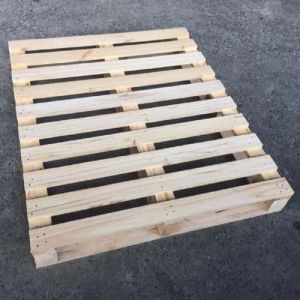 Two Way Rectangular Wooden Pallet