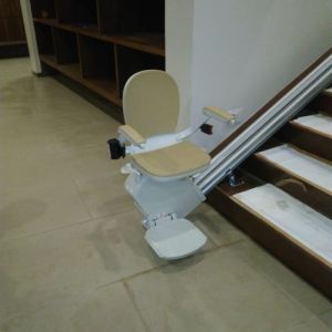 acorn indoor stair lift