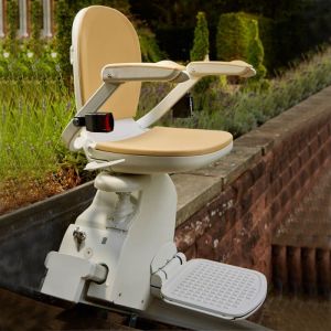 Outdoor Straight Stairlift