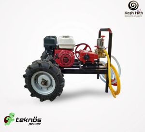 pomegranate spraying machine