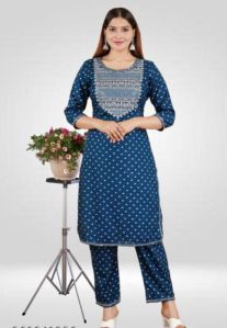 kurti pant set with mirror work