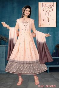 designer dupatta kurtis set