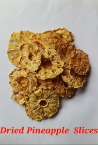 dry pineapple slices
