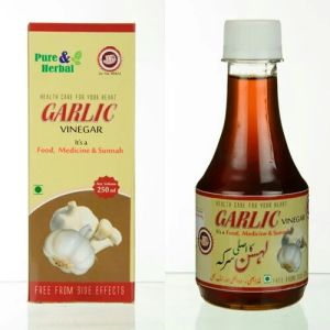 Garlic Vinegar