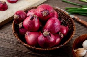 Whole Red Onion