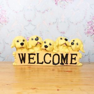 Welcome Dogs Statue