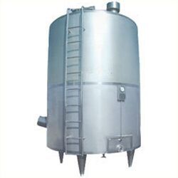 Vertical Milk Storage Tank