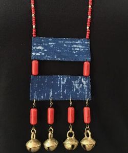 fabric necklace