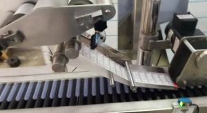 automatic ampoule labeling machine