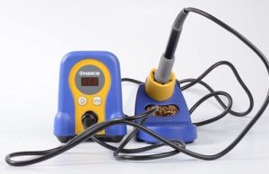 Hakko Soldering Station