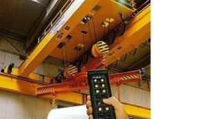 Overhead crane control device