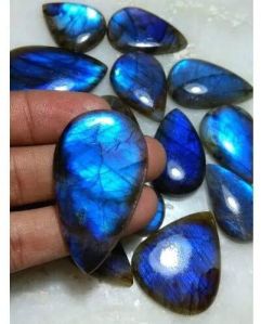 Natural Labradorite Gemstone