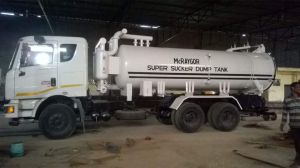 Super Sucker Machine with Dump Tank