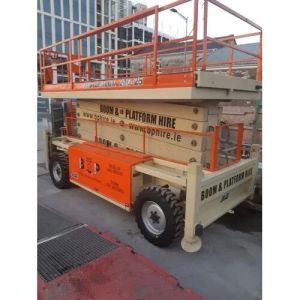 JLG Scissor Lift