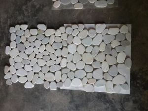White Pebble Stone Mosaic Tile
