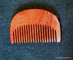 BEARD COMB