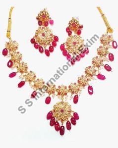 traditional hyderabadi necklace sets